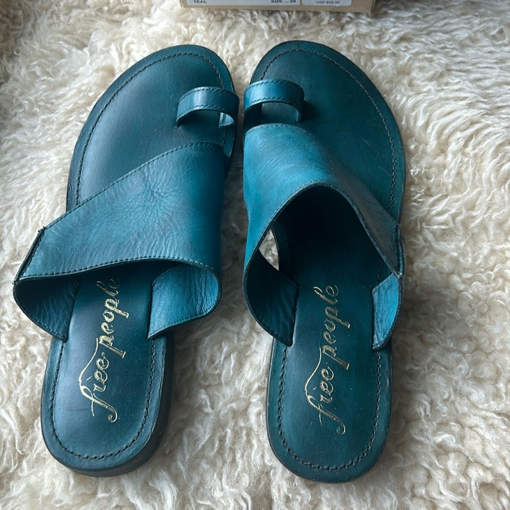 Free People Teal Sant Antoni Sandals Sz 8.5/39 Flat Slide Leather Toe Loop